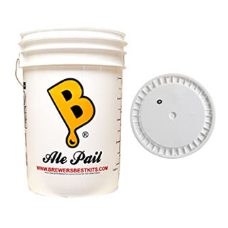 The Ale Pail, a 6.5 gallon plastic fermenter with lid